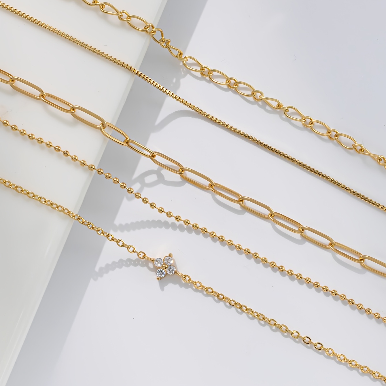 5pcs Elegant Copper-Inlaid Cubic Zirconia Four-Leaf Clover Bracelet Set